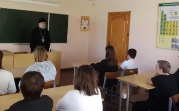 В названиях тем занятий присутствуют слова 