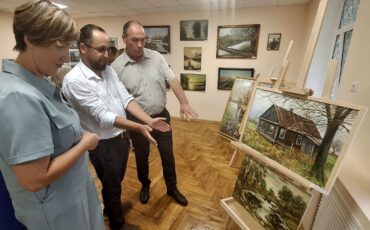 Во время открытия выставки. ФОто: Тг Столинского района