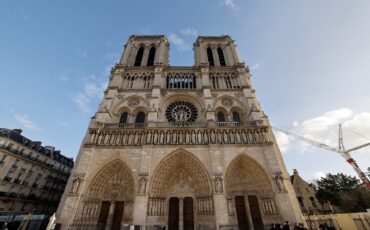 Открывшийся после пятилетней реконструкции собор Нотр-Дам-де-Пари, Париж, Франция, 7 декабря 2024 года. Фото: Reuters