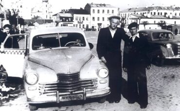 Такси на пл. Ленина Пинск, 20 век