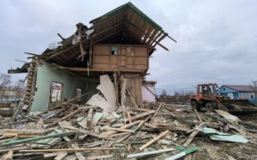 После снесения здания детской библиотеки площадка в центре города освободилась