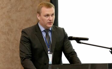 Петр Дулуб на конференции «Рынок железнодорожных услуг: логистика, экспедирование, тарифы». Минск, 13 марта 2018 года. Фото: пресс-служба БЖД