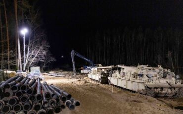 Так выглядит вытащенная из болота бронемашина