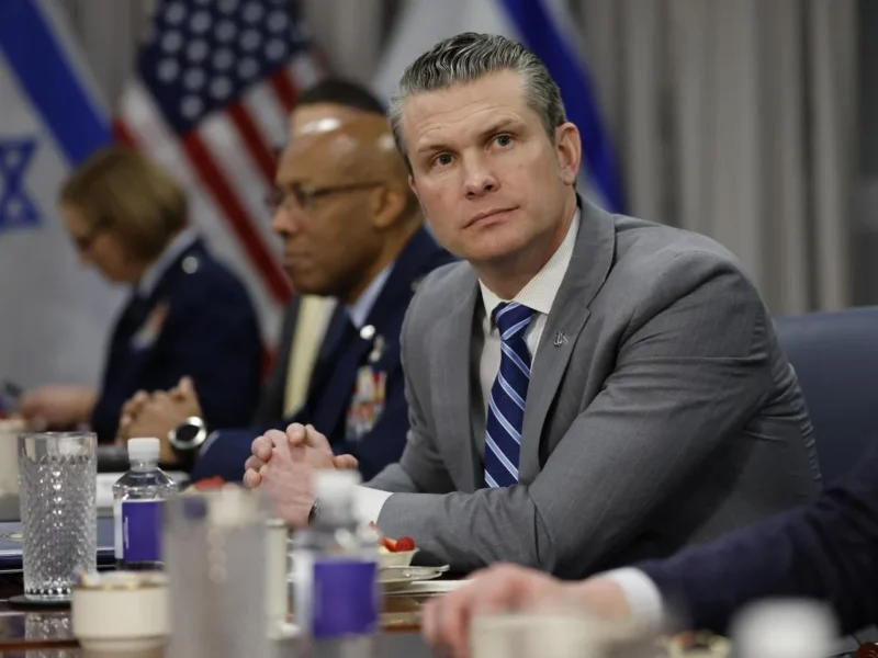 Хегсет признал уязвимость американского флота / фото - GettyImages