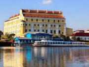 Прогулочный теплоход, Пинск