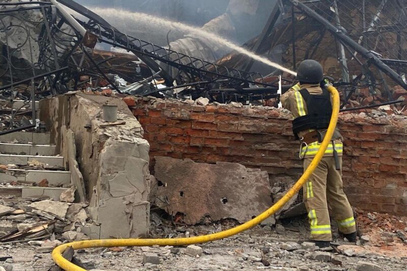 Удар был осуществлен под вечер вторника / фото t.me/Sumy_news_ODA