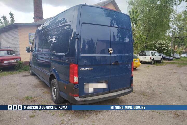 Volkswagen Crafter в деревне Ячево Слуцкого района, май 2025 года. Фото: УГАИ УВД Миноблисполкома