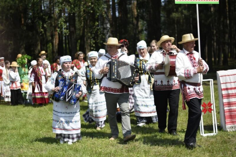 Фото по тексту: Пинский телеграм