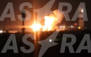 Дроны атаковали химкомибинат в Ставропольском крае, 25 июля 2025 года. Скриншот: видео ASTRA