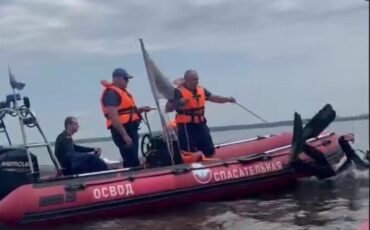 Спасатели ОСВОД ищут тело мужчины. Июль 2025 года, Минская область. Скриншот видео