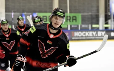 Илья Гречный/ Фото: пресс-служба ХК «Ястребы»