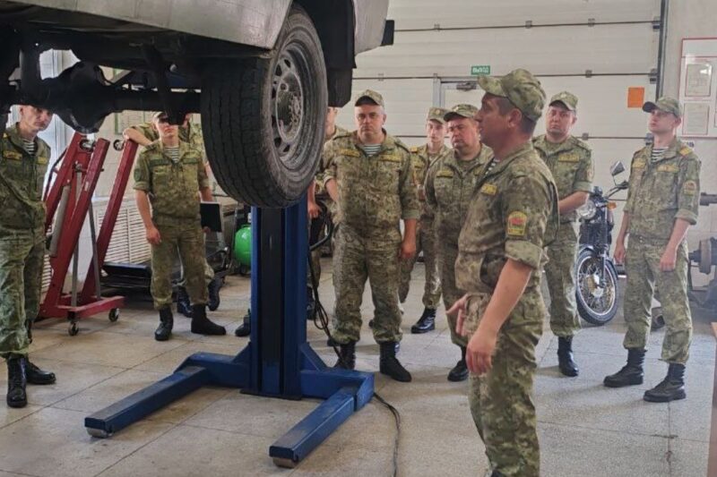 Фото : Пинский погранотряд