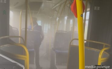 Пыль в автобусе по дороге в Чернеевичи