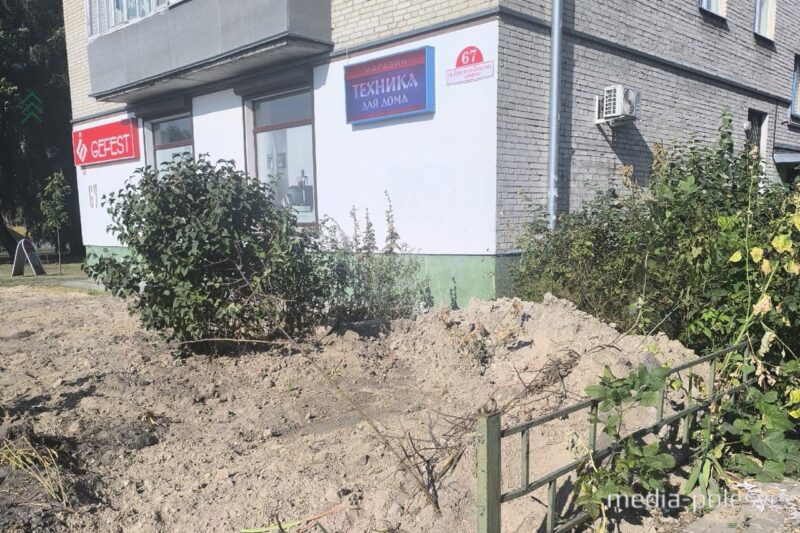 «Десять дней без изменений»: жители Пинска жалуются на коммунальщиков