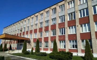 Школа № 1 в Плещеницах. Фото: sch1-pleschenitsy.logoysk-edu.gov.by