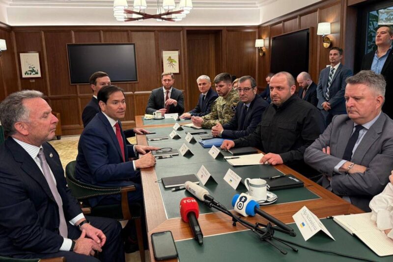 Переговоры длились более четырех часов / фото t.me/umerov_rustem