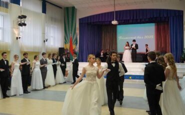 Главное фото и по тексту Полесского госуниверситета