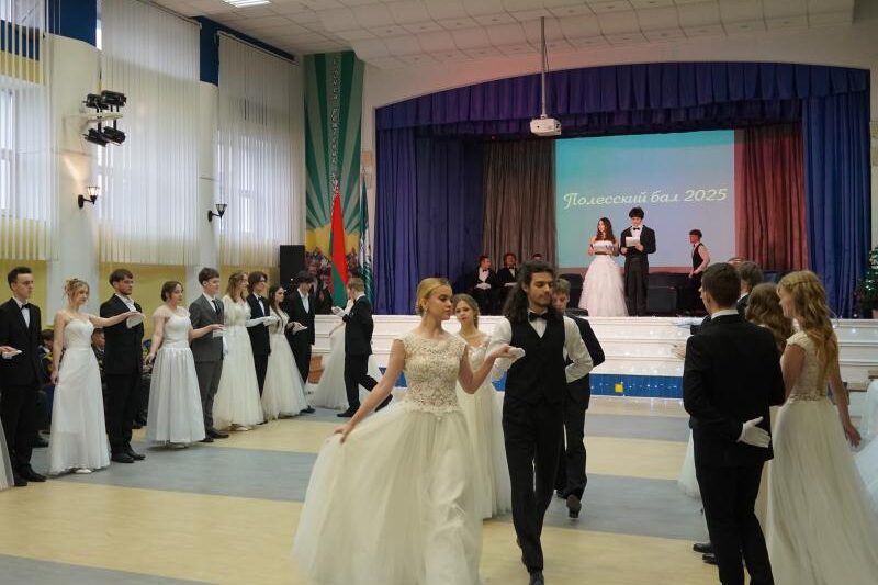 Главное фото и по тексту Полесского госуниверситета Главное фото и по тексту Полесского госуниверситета