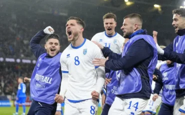 Сборная Косово может впервые в своей истории сыграть на чемпионате мира по футболу. Фото: Christian Hofer — UEFA/UEFA via Getty Images Сборная Косово может впервые в своей истории сыграть на чемпионате мира по футболу. Фото: Christian Hofer — UEFA/UEFA via Getty Images