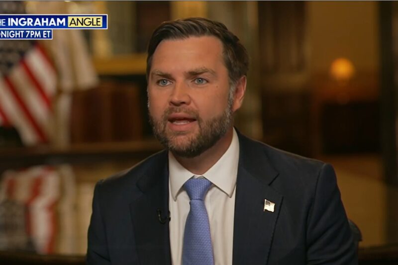 Скриншот видео