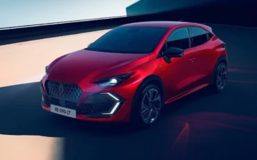 Renault Clio занял 2% европейского рынка / фото – Renault