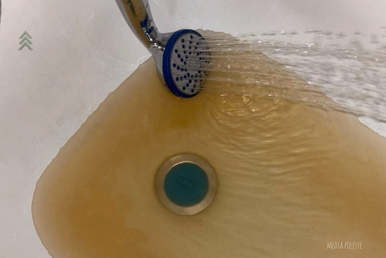 Ржавая вода в Пинске