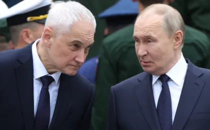 Владимир Путин с министром обороны России Андреем Белоусовым, фото Contributor / Getty Images