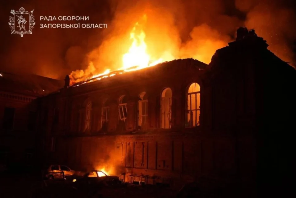 Уничтожен исторический корпус Запорожского национального университета в центре города